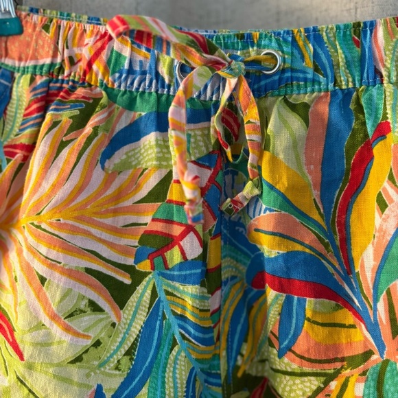 C&C California Linen Tropical Print Women’s Shorts Size L. 100% Linen. - Picture 4 of 5